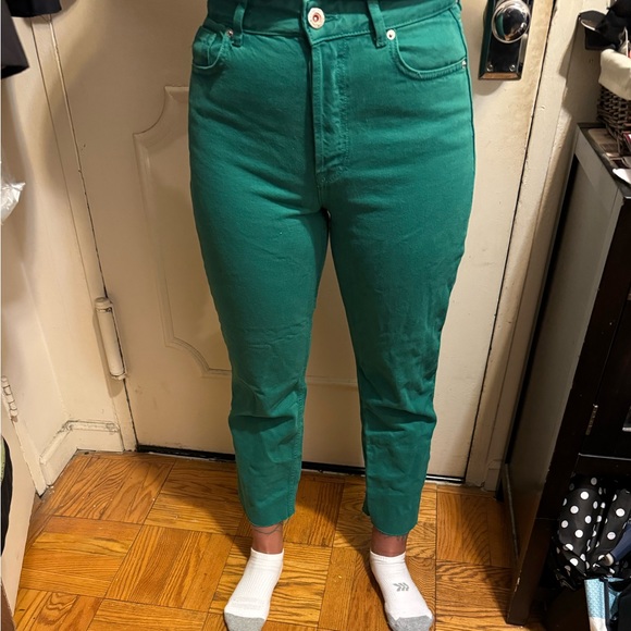 NEVER WORN STRAIGHT CROPPED ZARA JEANS - Picture 8 of 9